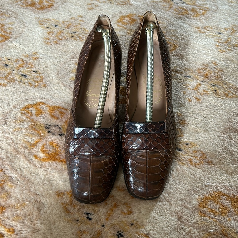 Vintage Turner Snakeskin Brown Pumps with Snakeskin Brown Buckle